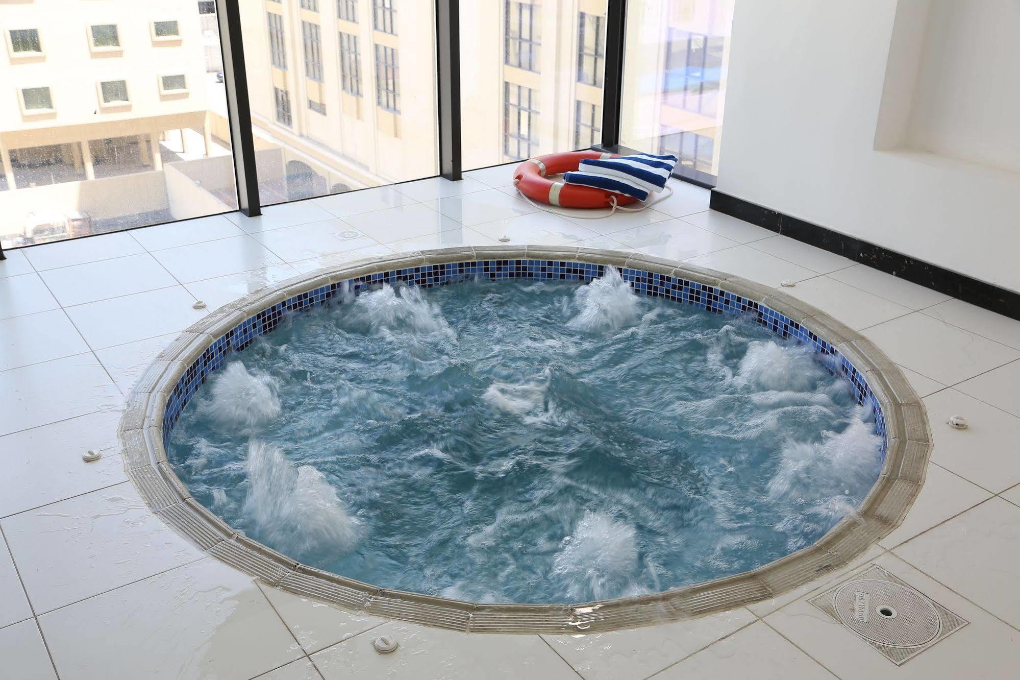 Belle Tower Luxury Apartments Manama Luaran gambar